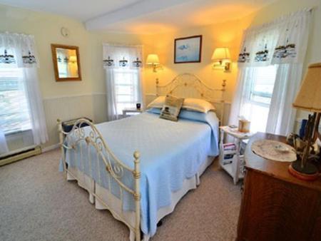 Miss Molly'S Inn Chincoteague Exterior foto